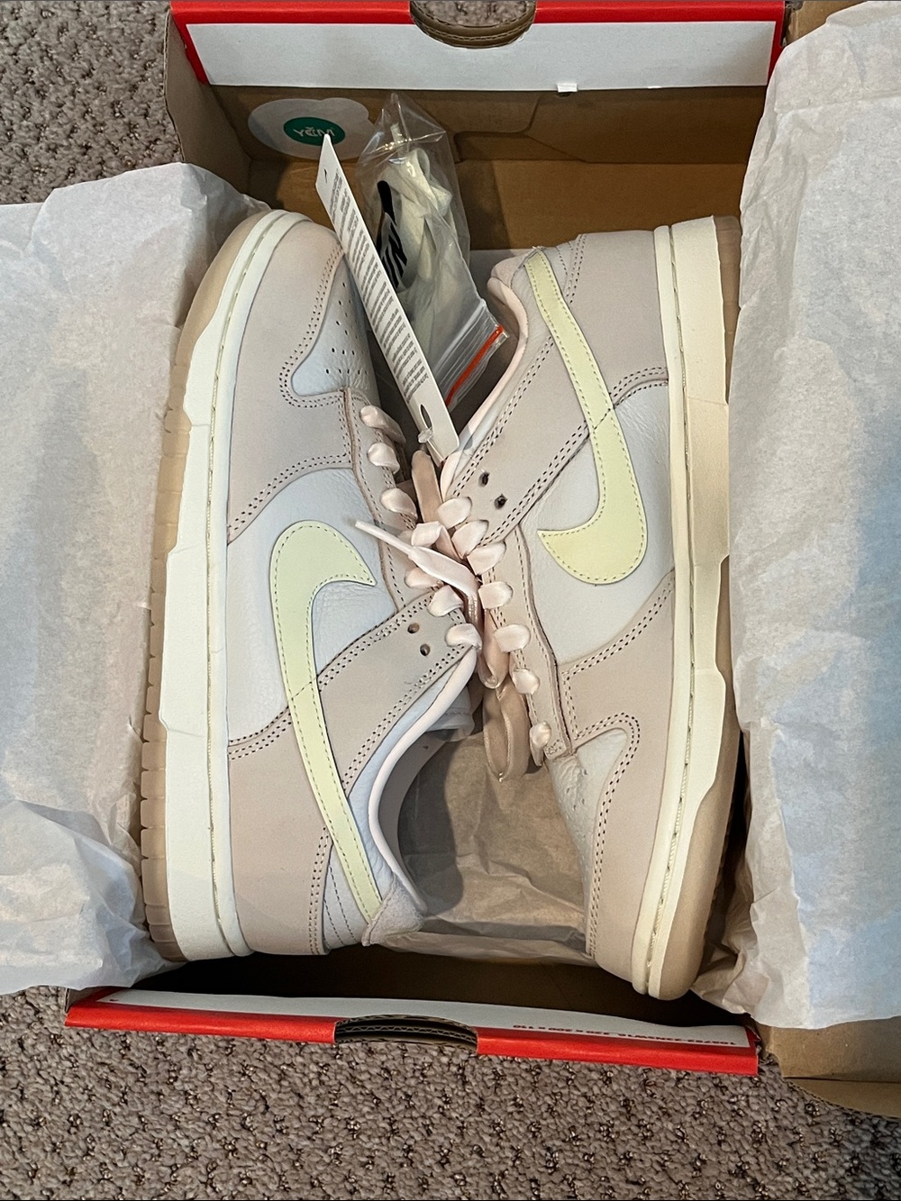 Nike Women’s Low-Top Sneakers in Pale Pink and White - Picture 7 of 8